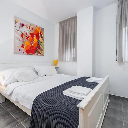 Apartament Lovely In With Wifi